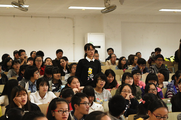 【云顶国际官方网站新生导航系列讲座】Learn to learn--云顶国际官方网站经理与14级员工亲密接触