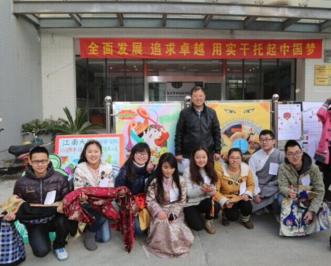 云顶国际官方网站《国际市场营销学》课题展示会圆满落幕